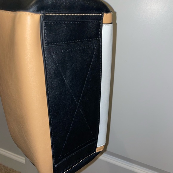 Khaki “REED” by Reed Krakoff shoulder bag with adjustable shoulder strap - Picture 9 of 9